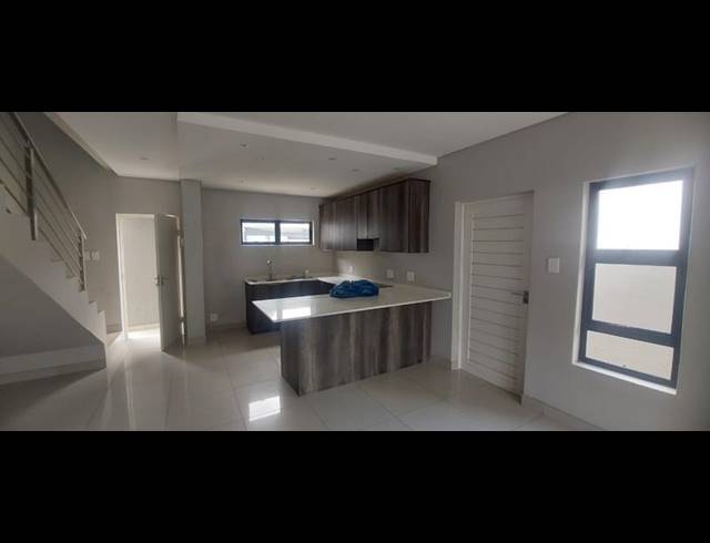 2 BEDROOM PROPERTY TO RENT IN EQUESTRIA